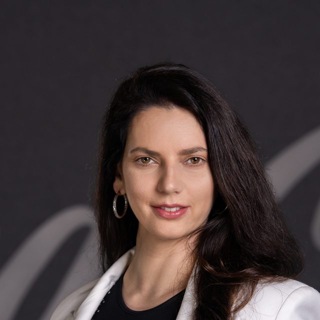 Lina Starkova